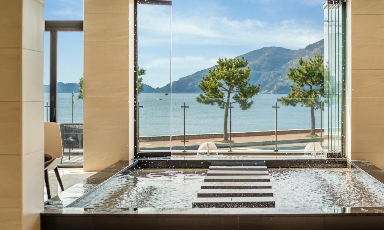 Stubborn Hotel Geoje Bagian luar foto
