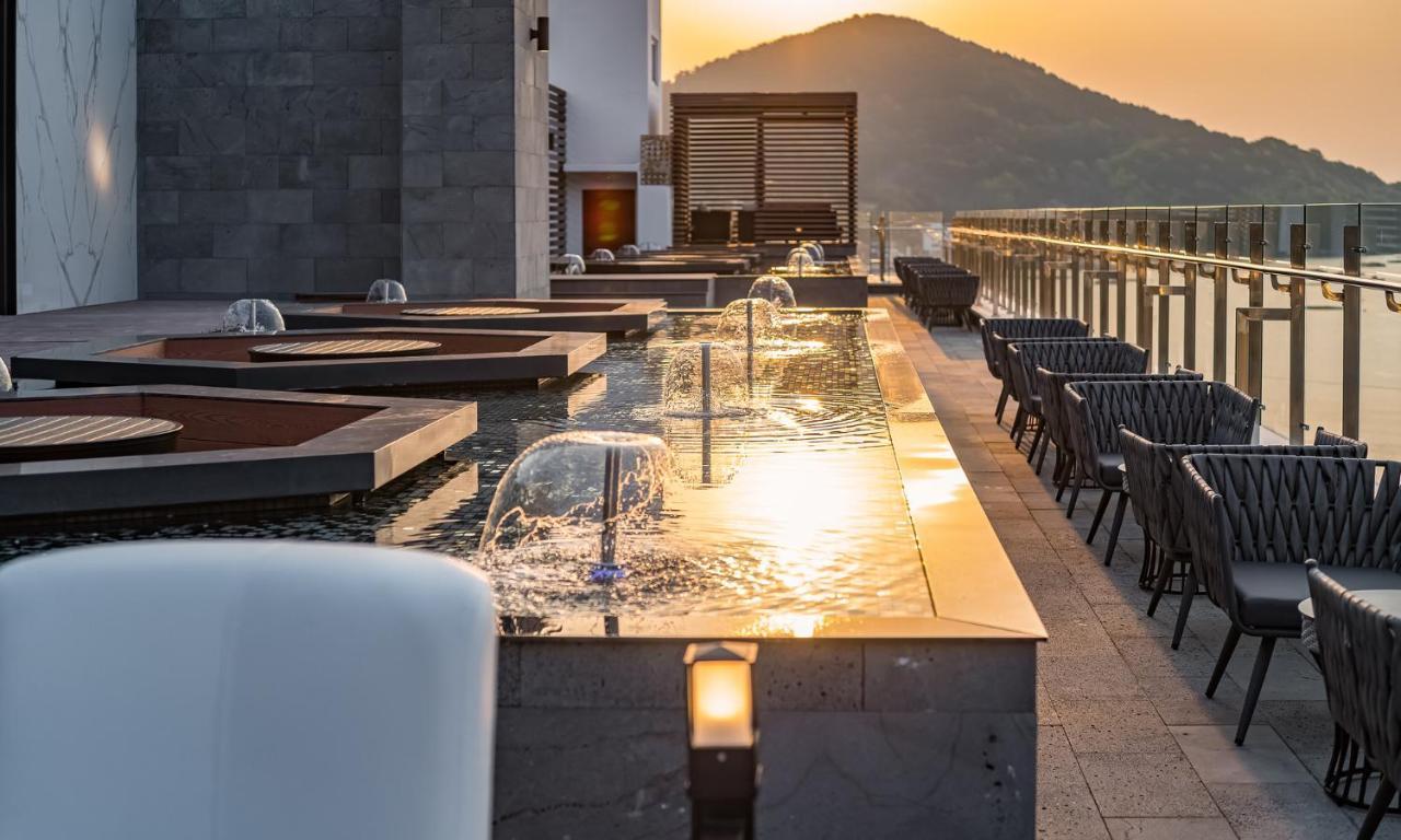 Stubborn Hotel Geoje Bagian luar foto