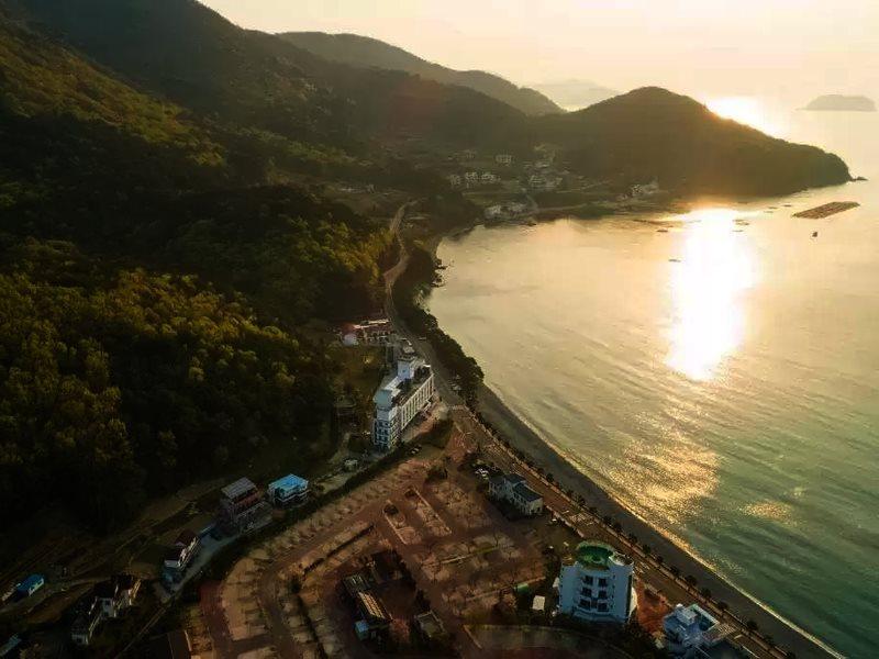 Stubborn Hotel Geoje Bagian luar foto